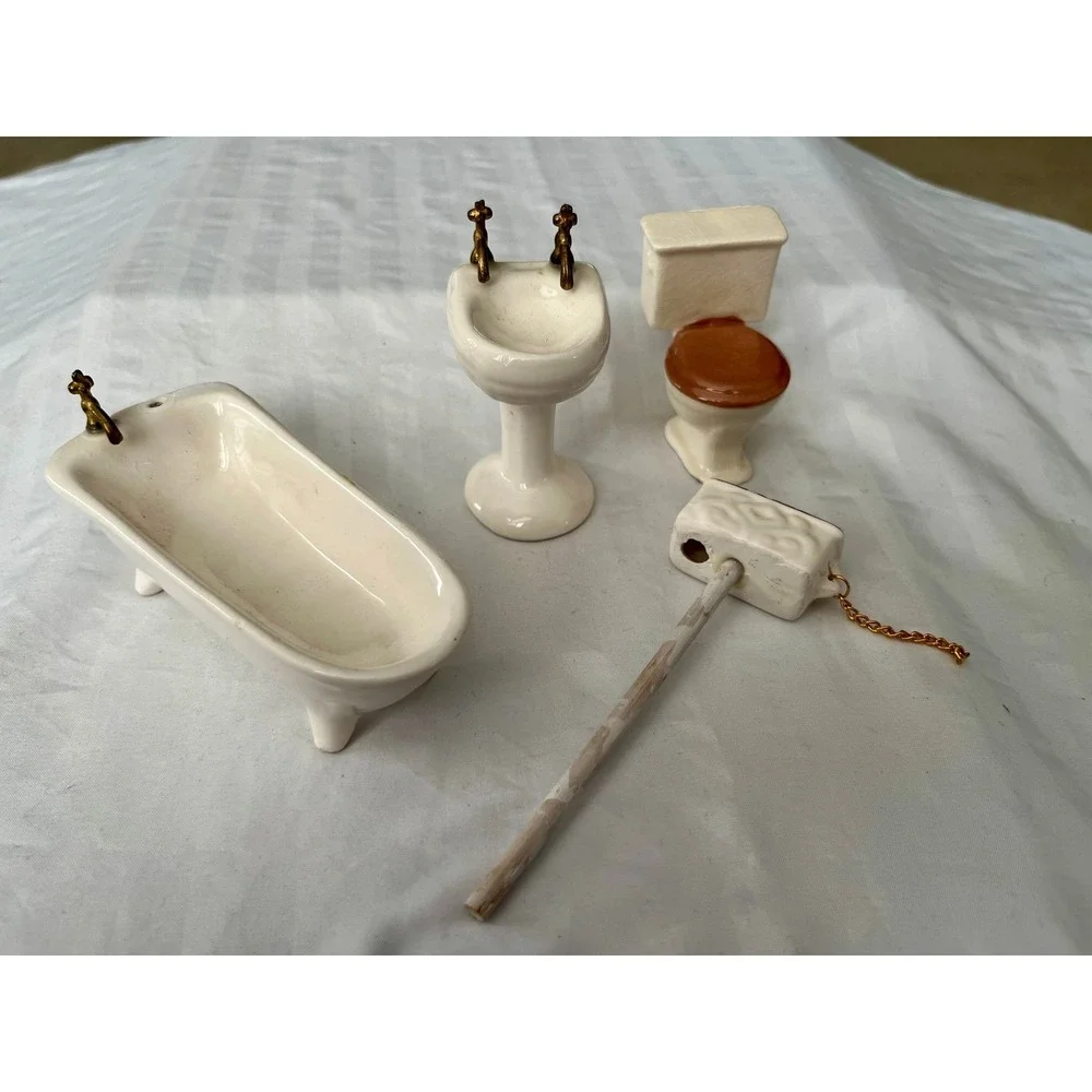 Vintage Miniature Ceramic Bathroom Set 4pc Dollhouse Bathtub Sink Toilet Taiwan